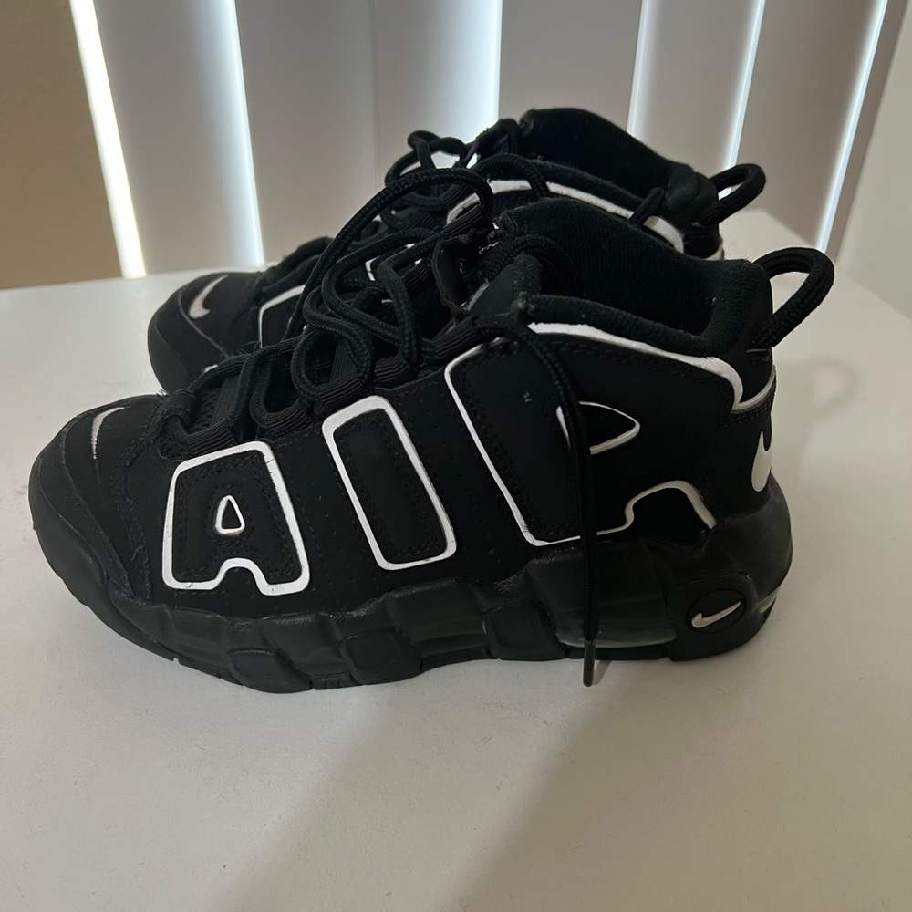 Kids Nike (PS) AIR MORE UPTEMPO size 1.5Y